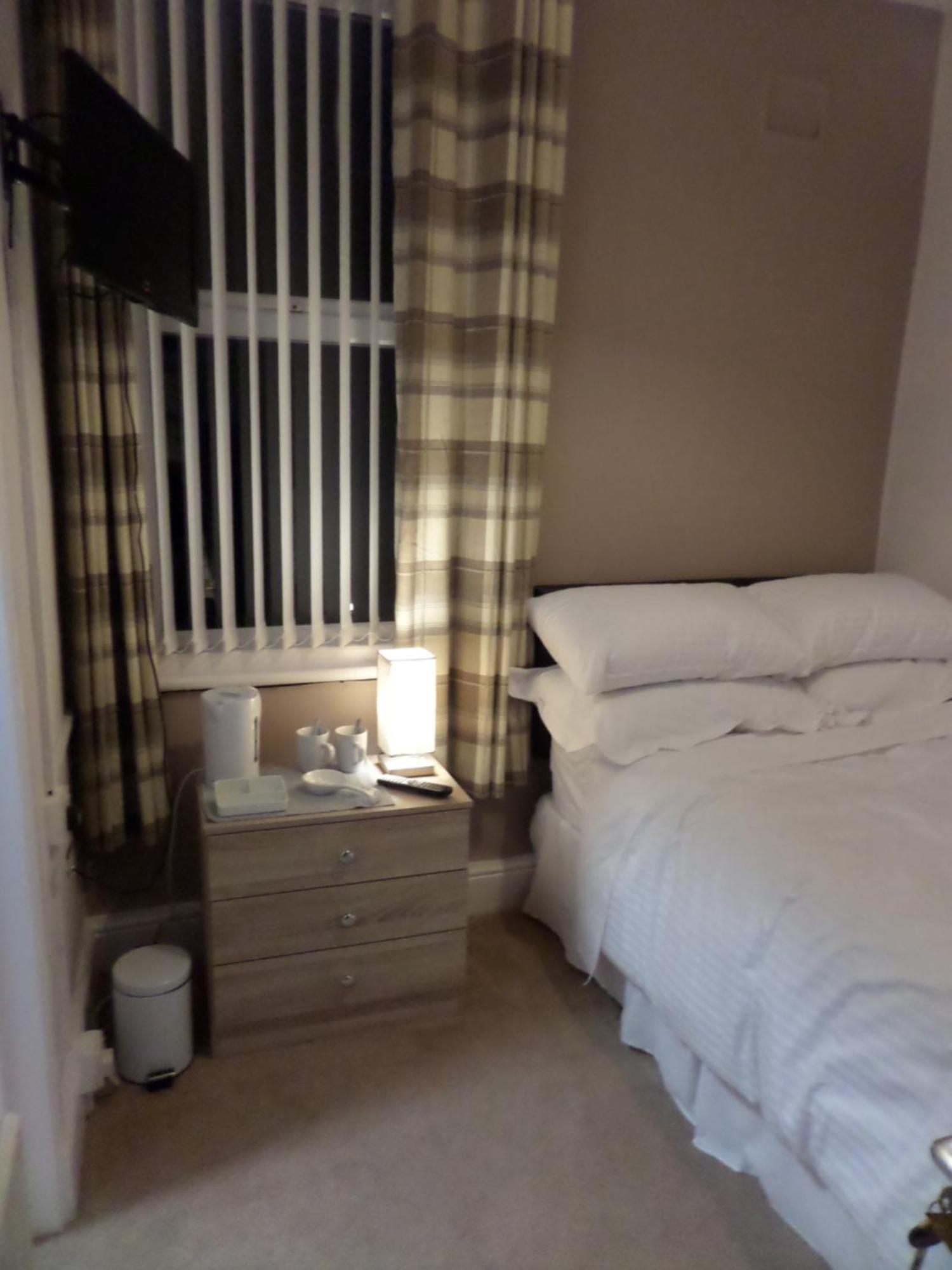 Nathans Guest House Blackpool Exterior photo